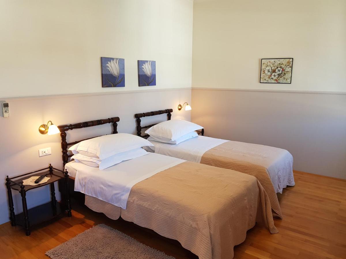 טרוגיר Villa Moretti מראה חיצוני תמונה