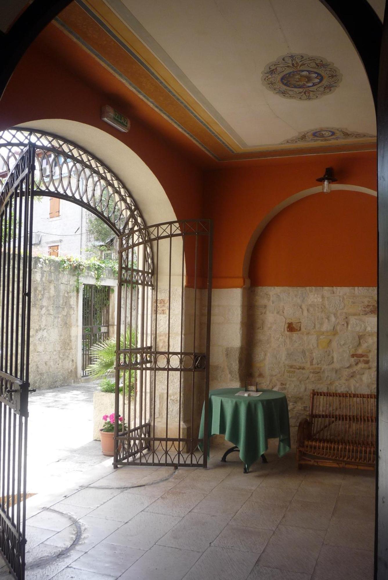 טרוגיר Villa Moretti מראה חיצוני תמונה