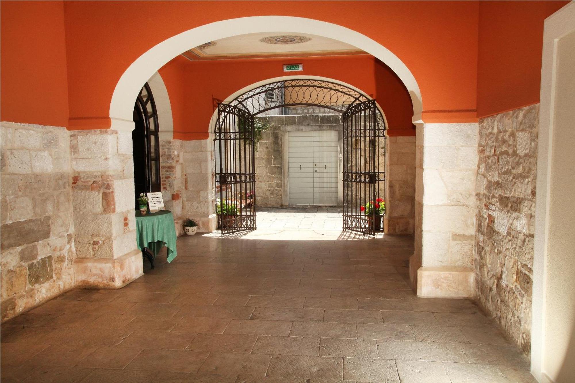 טרוגיר Villa Moretti מראה חיצוני תמונה
