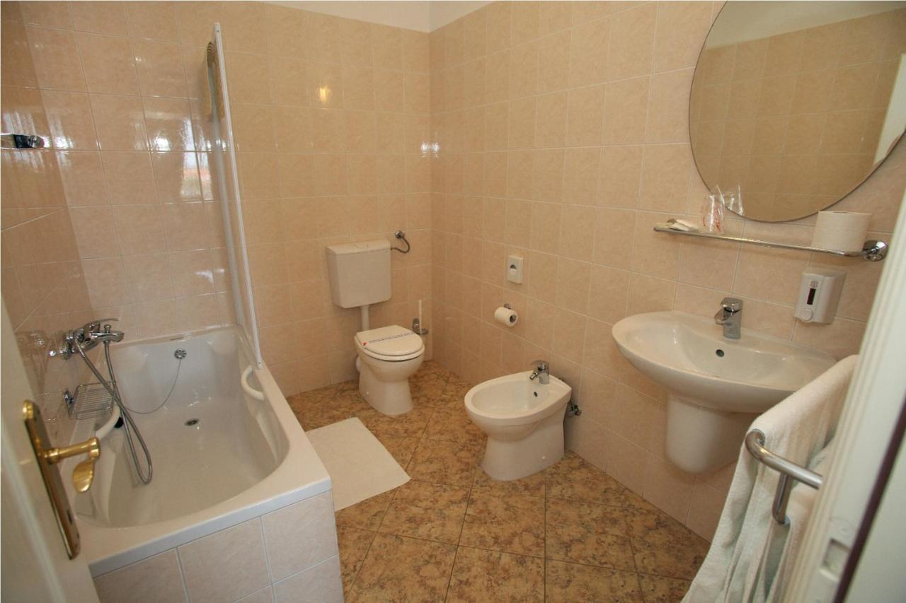 טרוגיר Villa Moretti מראה חיצוני תמונה